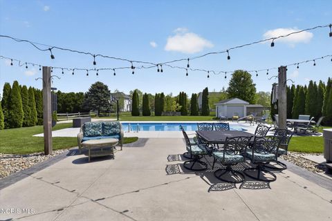 Tiny photo for 3159 Estuary Place, Maumee, OH 43537 (MLS # 10007474)