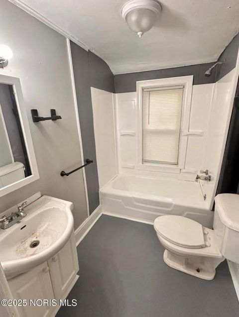 Tiny photo for 1307 Noble Street, Toledo, OH 43608 (MLS # 10002407)