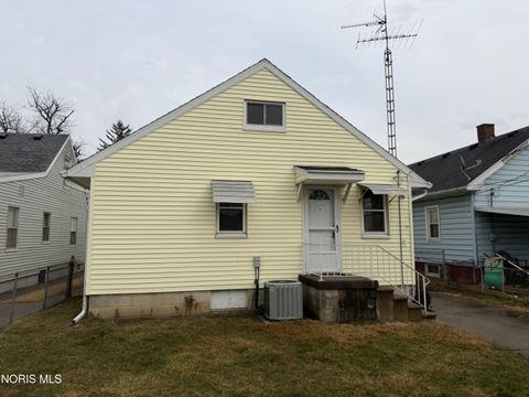 Tiny photo for 1723 Evansdale Avenue, Toledo, OH 43607 (MLS # 10004803)