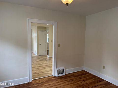 Tiny photo for 1723 Evansdale Avenue, Toledo, OH 43607 (MLS # 10004803)