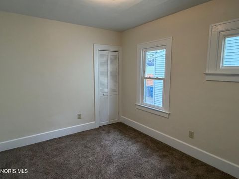 Tiny photo for 1723 Evansdale Avenue, Toledo, OH 43607 (MLS # 10004803)