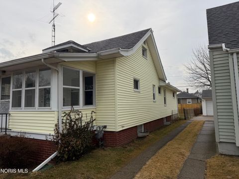 Tiny photo for 1723 Evansdale Avenue, Toledo, OH 43607 (MLS # 10004803)