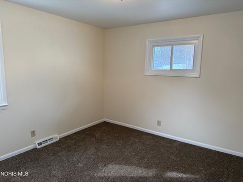 Tiny photo for 1723 Evansdale Avenue, Toledo, OH 43607 (MLS # 10004803)