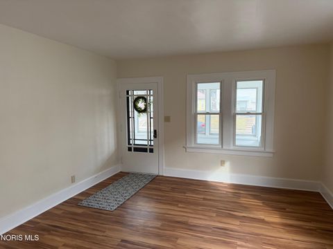 Tiny photo for 1723 Evansdale Avenue, Toledo, OH 43607 (MLS # 10004803)