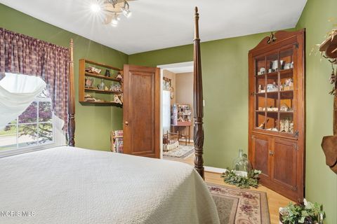 Tiny photo for 400 Coe Street, Tiffin, OH 44883 (MLS # 10007187)