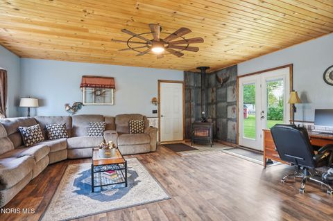 Tiny photo for 400 Coe Street, Tiffin, OH 44883 (MLS # 10007187)