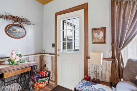 Tiny photo for 400 Coe Street, Tiffin, OH 44883 (MLS # 10007187)
