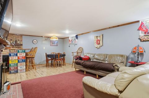 Tiny photo for 400 Coe Street, Tiffin, OH 44883 (MLS # 10007187)
