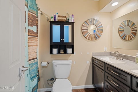 Tiny photo for 5736 Starr Avenue, Oregon, OH 43616 (MLS # 10012896)