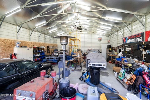 Tiny photo for 5736 Starr Avenue, Oregon, OH 43616 (MLS # 10012896)