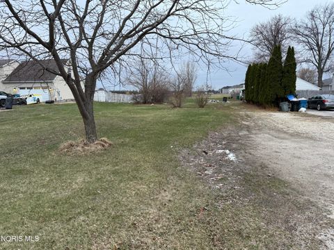 Photo of 5164 Seaman Road, Oregon, OH 43616 (MLS # 10005370)