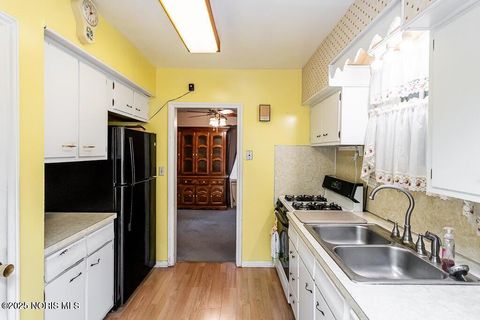 Tiny photo for 2149 Westbrook Drive, Toledo, OH 43613 (MLS # 10001916)