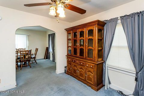 Tiny photo for 2149 Westbrook Drive, Toledo, OH 43613 (MLS # 10001916)