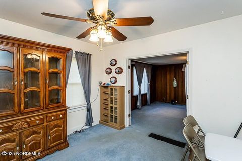 Tiny photo for 2149 Westbrook Drive, Toledo, OH 43613 (MLS # 10001916)