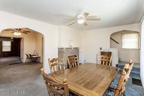 Tiny photo for 2149 Westbrook Drive, Toledo, OH 43613 (MLS # 10001916)