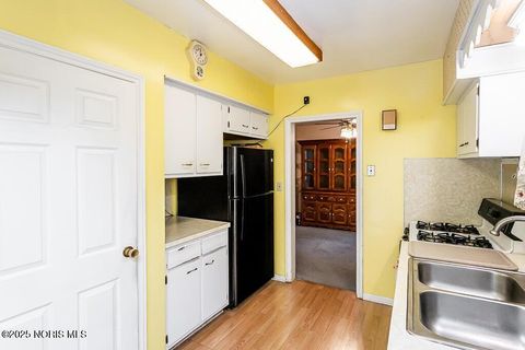 Tiny photo for 2149 Westbrook Drive, Toledo, OH 43613 (MLS # 10001916)