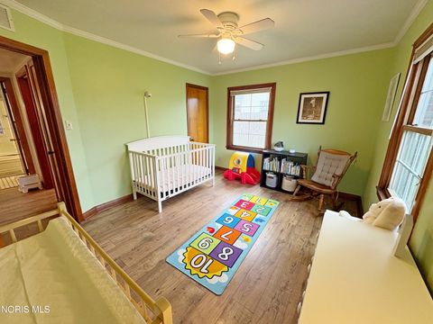 Tiny photo for 812 Fairview Avenue, Bowling Green, OH 43402 (MLS # 10006419)