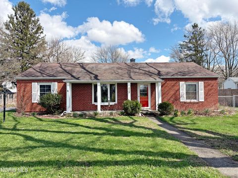 Tiny photo for 812 Fairview Avenue, Bowling Green, OH 43402 (MLS # 10006419)