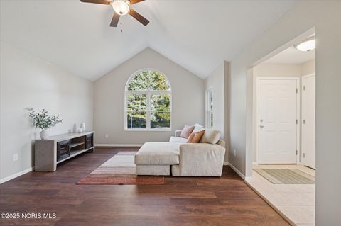 Tiny photo for 29918 Zachary Lane, Rossford, OH 43460 (MLS # 10000243)