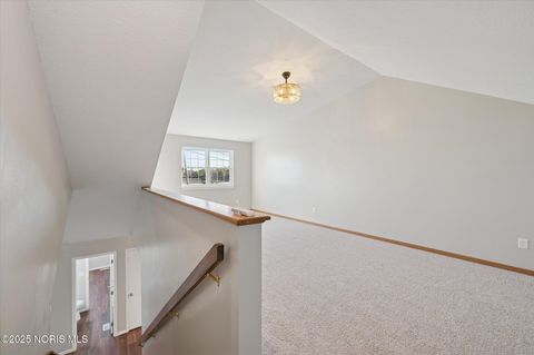 Tiny photo for 29918 Zachary Lane, Rossford, OH 43460 (MLS # 10000243)