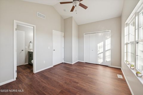 Tiny photo for 29918 Zachary Lane, Rossford, OH 43460 (MLS # 10000243)