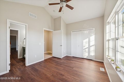 Tiny photo for 29918 Zachary Lane, Rossford, OH 43460 (MLS # 10000243)