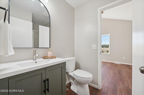 Tiny photo for 29918 Zachary Lane, Rossford, OH 43460 (MLS # 10000243)