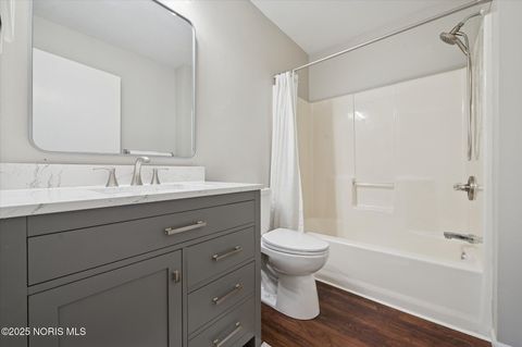 Tiny photo for 29918 Zachary Lane, Rossford, OH 43460 (MLS # 10000243)