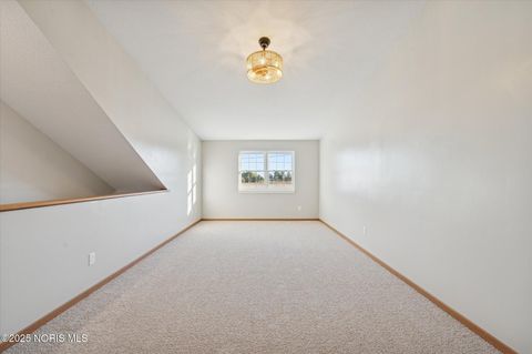Tiny photo for 29918 Zachary Lane, Rossford, OH 43460 (MLS # 10000243)