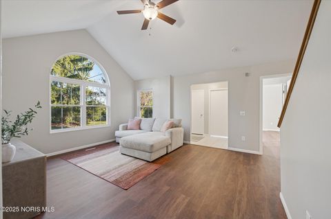 Tiny photo for 29918 Zachary Lane, Rossford, OH 43460 (MLS # 10000243)