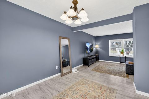 Tiny photo for 10325 Cliffwood Road, Perrysburg, OH 43551 (MLS # 10004524)