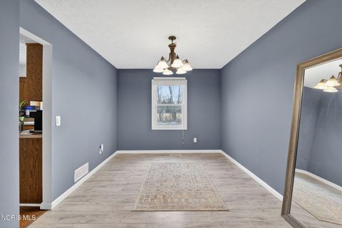 Tiny photo for 10325 Cliffwood Road, Perrysburg, OH 43551 (MLS # 10004524)