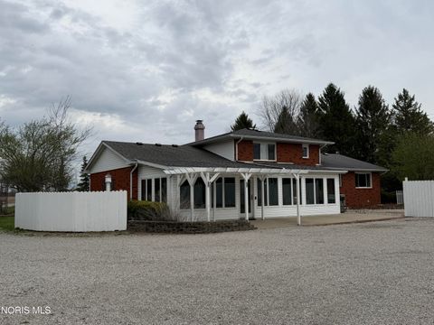 Tiny photo for 3195 County Road B, Swanton, OH 43558 (MLS # 10006244)