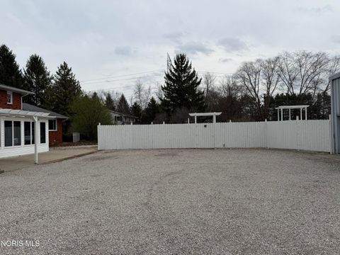 Tiny photo for 3195 County Road B, Swanton, OH 43558 (MLS # 10006244)