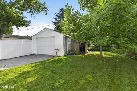 Tiny photo for 3606 Burton Avenue, Toledo, OH 43612 (MLS # 10010422)