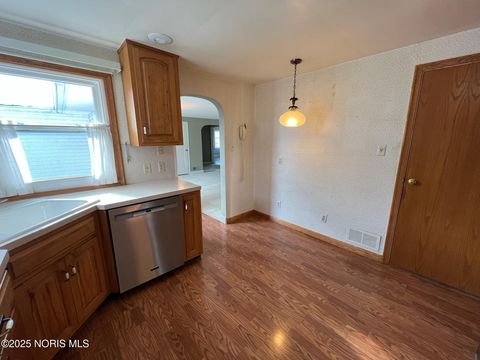 Tiny photo for 935 Latty Street, Defiance, OH 43512 (MLS # 10002399)