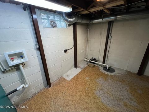 Tiny photo for 935 Latty Street, Defiance, OH 43512 (MLS # 10002399)