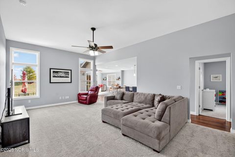 Tiny photo for 4161 Grande Lake Drive, Maumee, OH 43537 (MLS # 10001025)