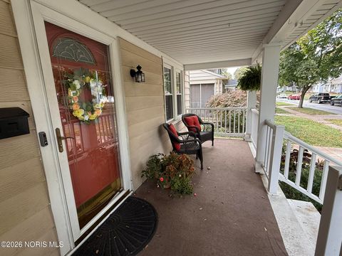 Tiny photo for 2517 Portsmouth Avenue, Toledo, OH 43613 (MLS # 10003408)