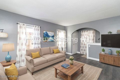 Tiny photo for 2517 Portsmouth Avenue, Toledo, OH 43613 (MLS # 10003408)