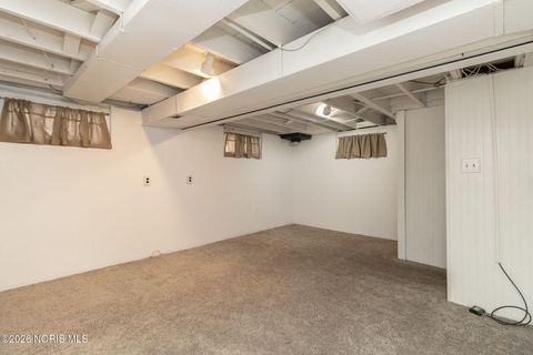 Tiny photo for 2517 Portsmouth Avenue, Toledo, OH 43613 (MLS # 10003408)