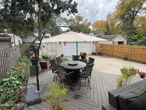 Tiny photo for 2517 Portsmouth Avenue, Toledo, OH 43613 (MLS # 10003408)