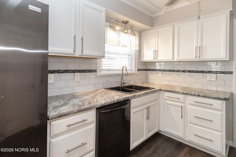 Tiny photo for 2517 Portsmouth Avenue, Toledo, OH 43613 (MLS # 10003408)