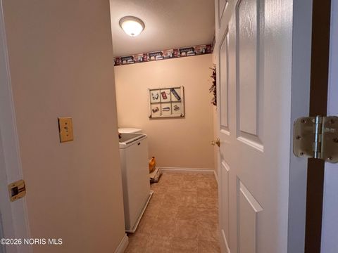 Tiny photo for 26347 Emerald Lakes Drive, Perrysburg, OH 43551 (MLS # 10003624)