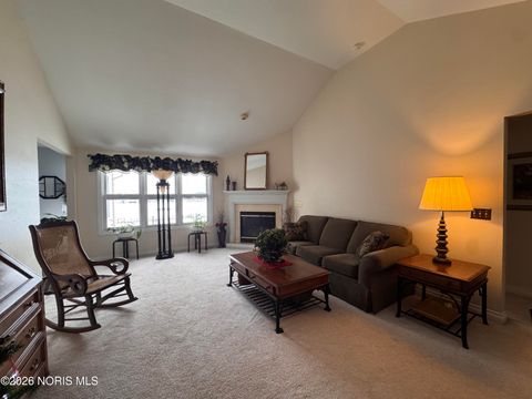 Tiny photo for 26347 Emerald Lakes Drive, Perrysburg, OH 43551 (MLS # 10003624)