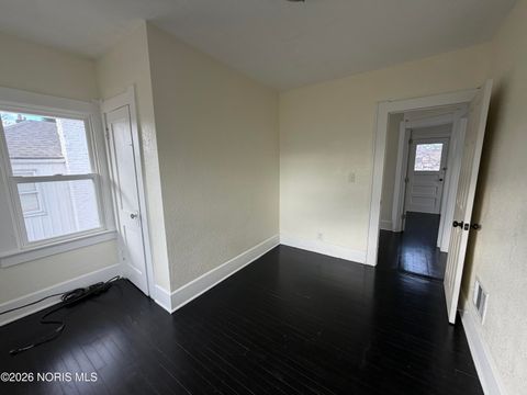 Tiny photo for 1846 Wellesley Drive, Toledo, OH 43606 (MLS # 10002995)