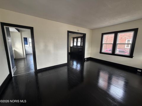 Tiny photo for 1846 Wellesley Drive, Toledo, OH 43606 (MLS # 10002995)