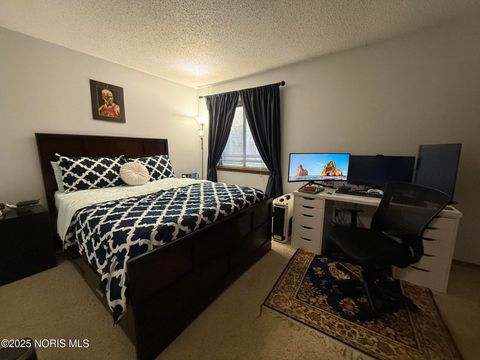 Tiny photo for 2749 Pin Oak Drive # 5, Toledo, OH 43615 (MLS # 10001512)