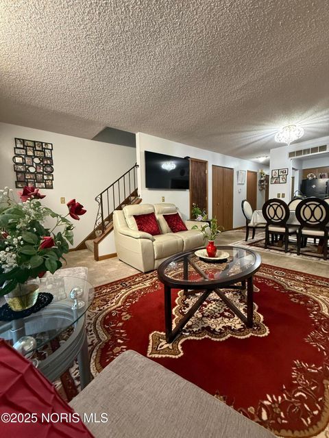 Tiny photo for 2749 Pin Oak Drive # 5, Toledo, OH 43615 (MLS # 10001512)