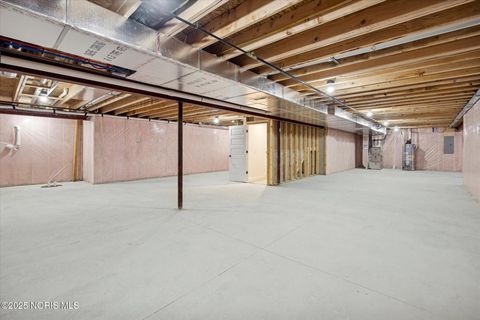 Tiny photo for 7618 Peppergrass Crossing, Monclova, OH 43542 (MLS # 10002167)